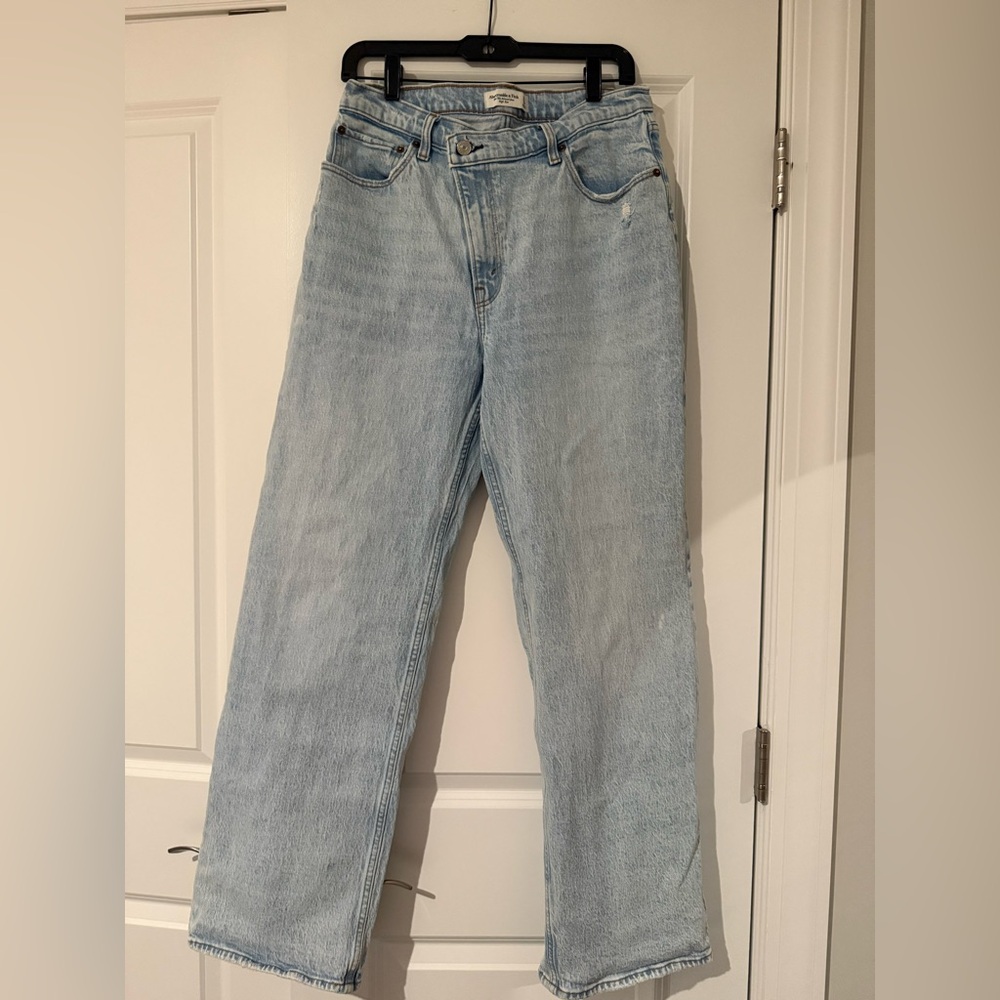 Abercrombie & Fitch The ‘90s Relaxed High Rise Jeans